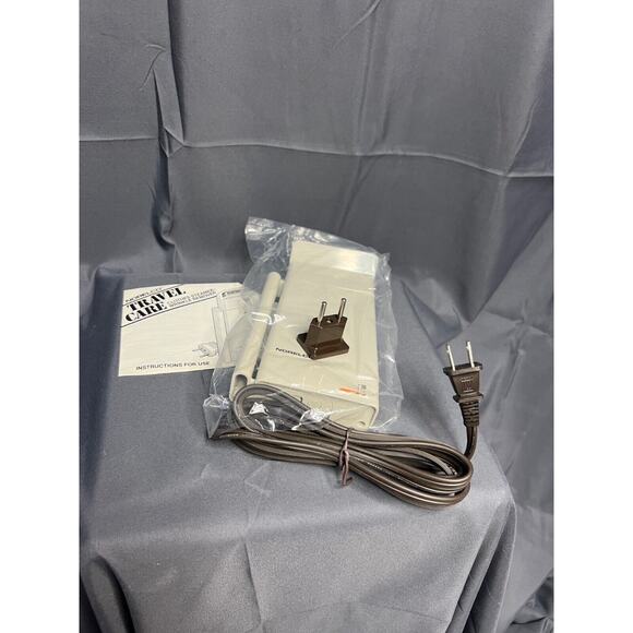 Vintage Norelco Travel Care Fabric Steamer/Wrinkle Remover Model TS60 White NIP! - Picture 3 of 6